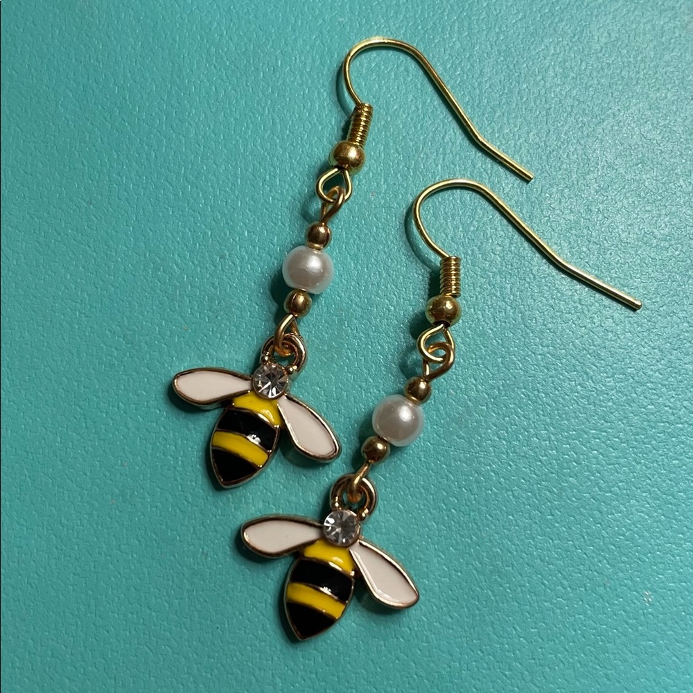 Bumblebee Earrings 🐝